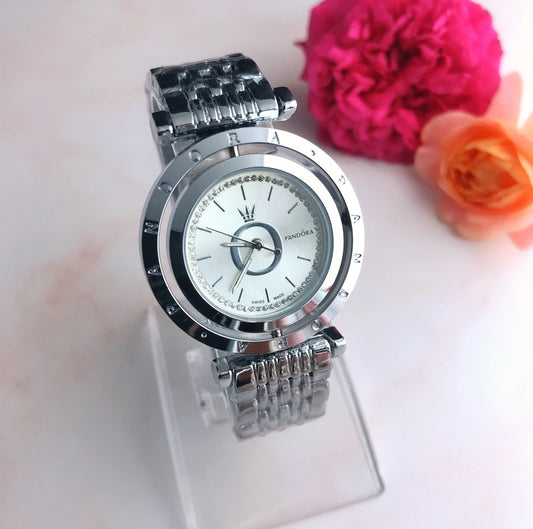 Reloj Pandora Plateado Completo