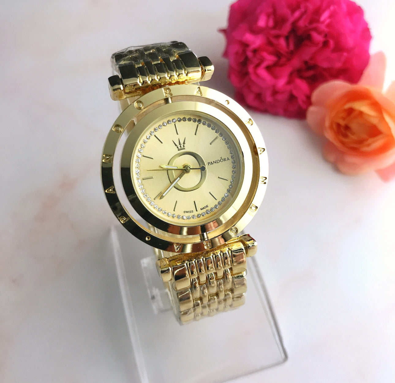 Reloj Pandora Dorado Completo