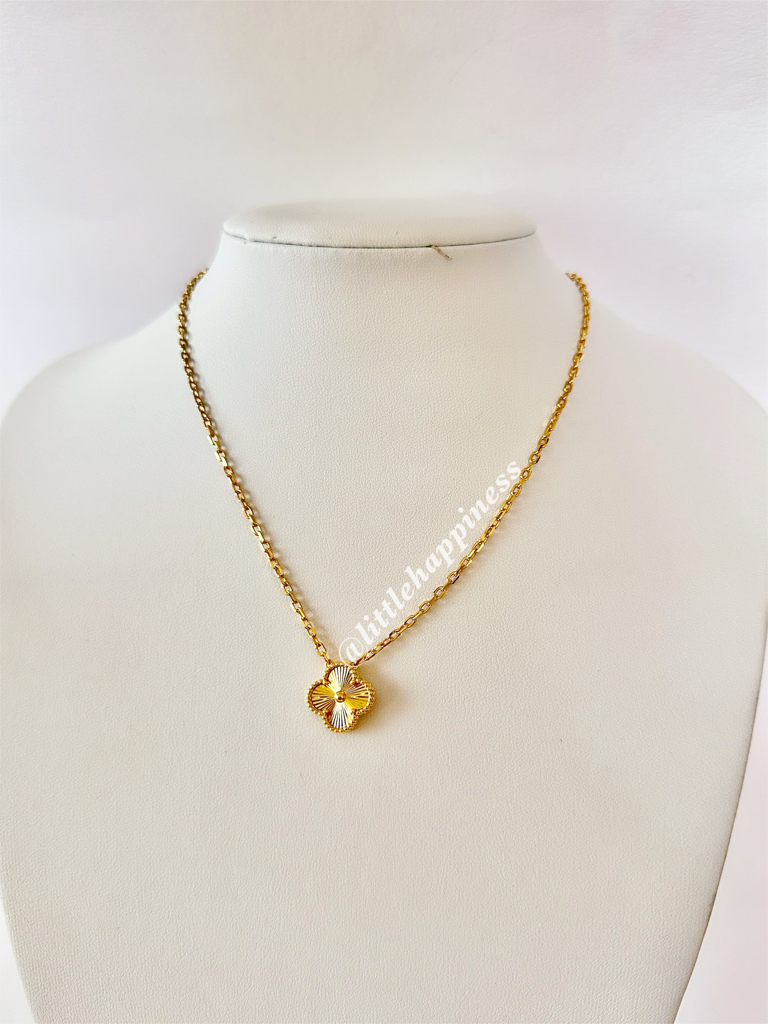 Collar 1 Trébol Dorado completo