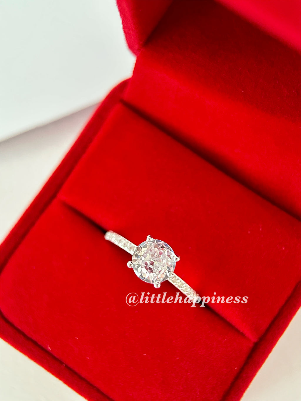 Anillo De Compromiso con piedras