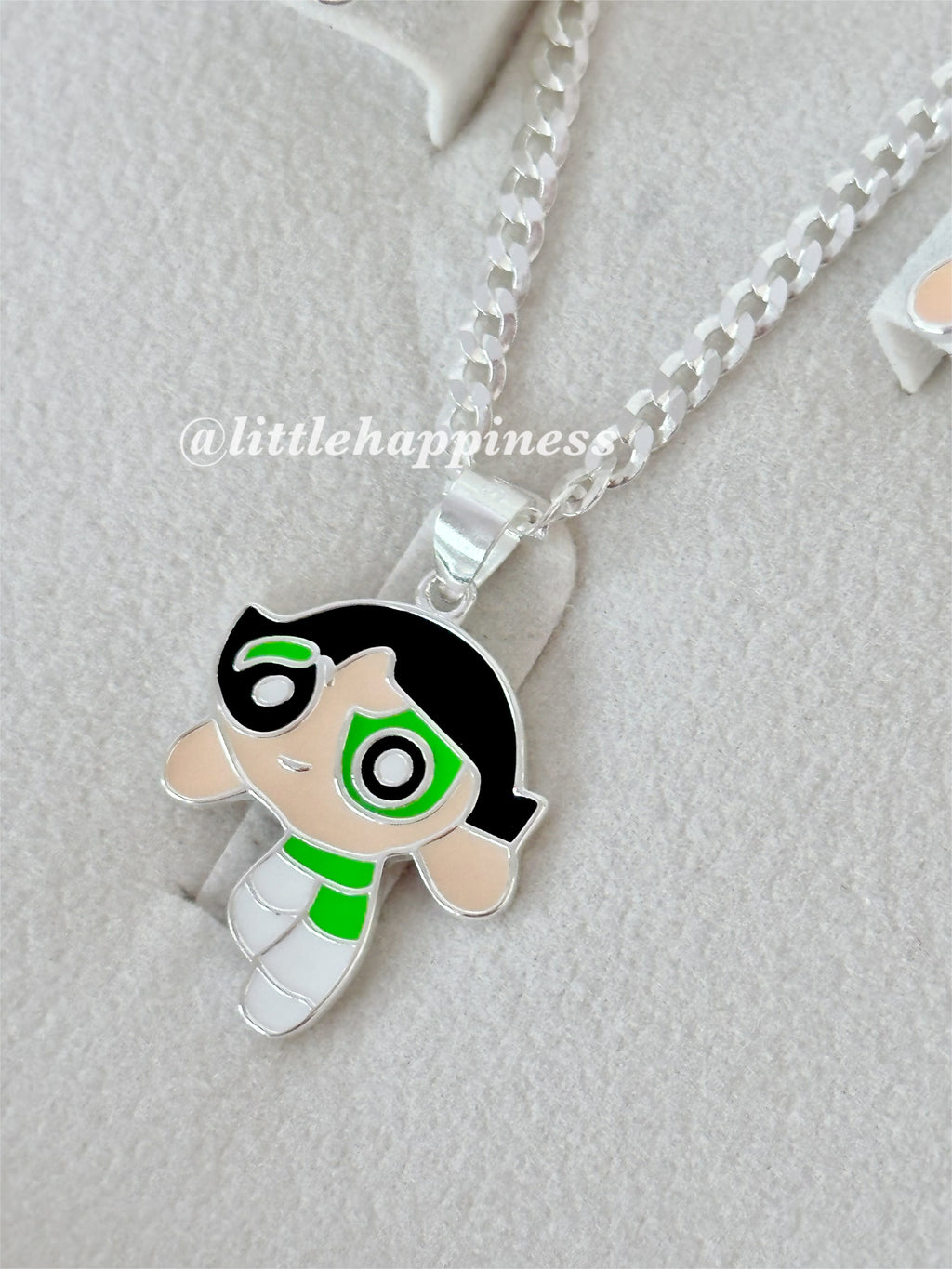 Conjunto Collar y aretes Bellota, chicas superpoderosas