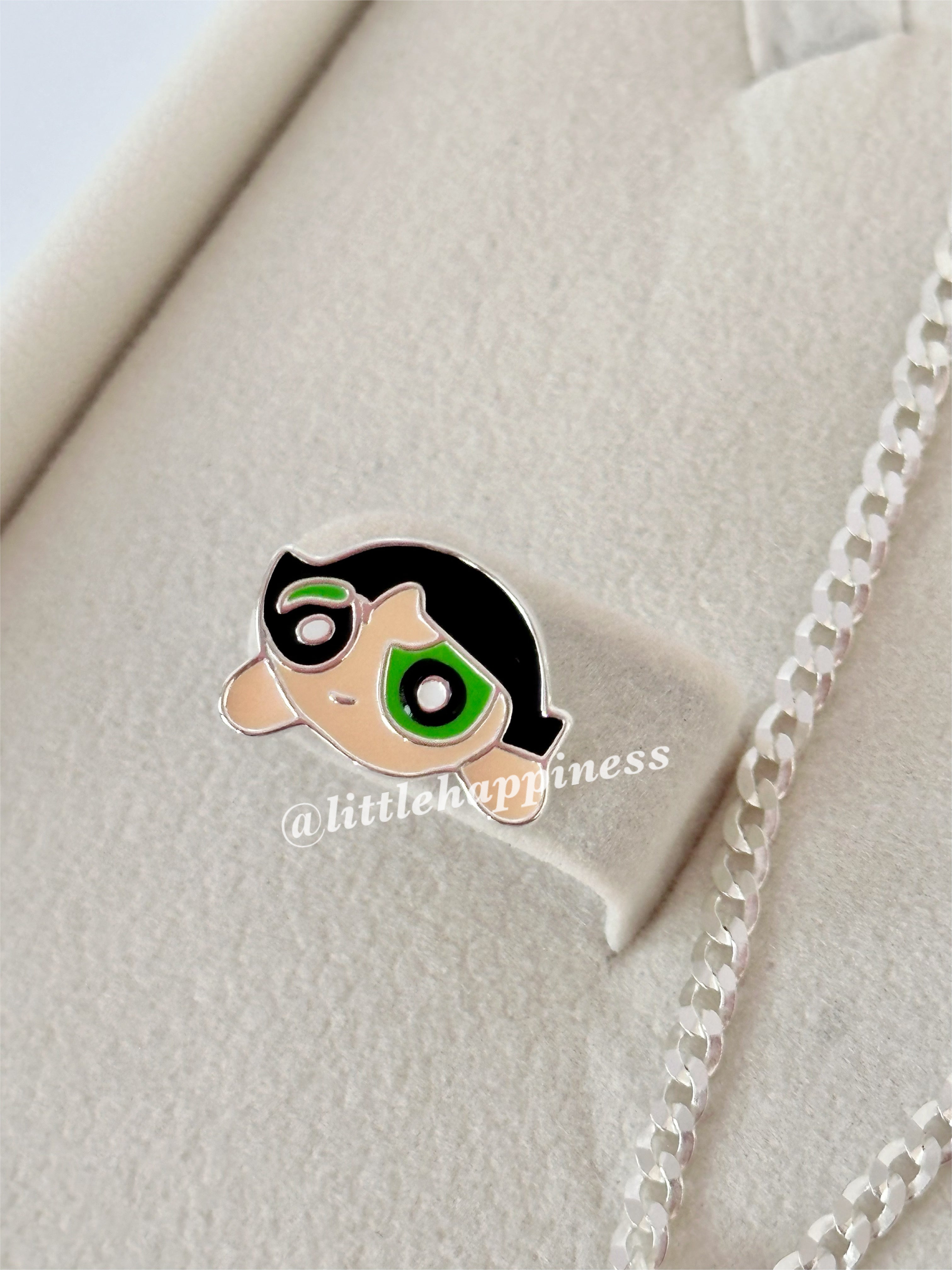 Conjunto Collar y aretes Bellota, chicas superpoderosas