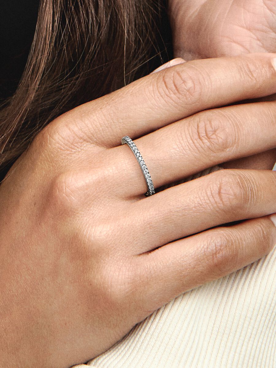 Anillo De Banda Brillante