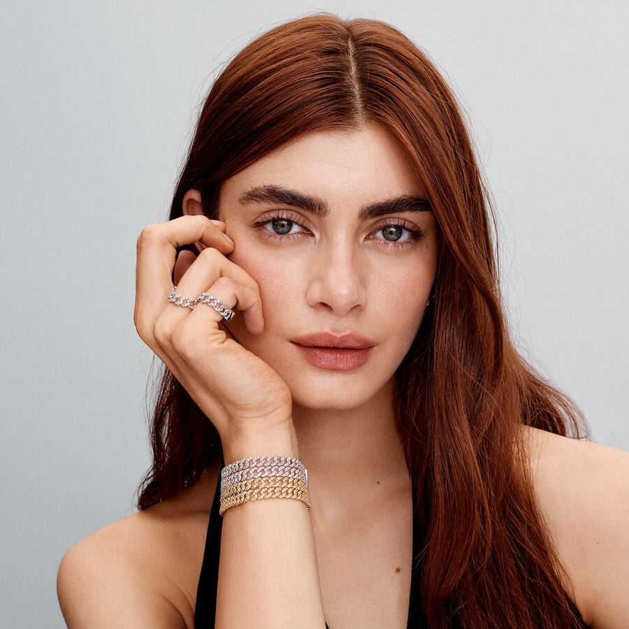 Anillo Tejido Cubano en Pavé